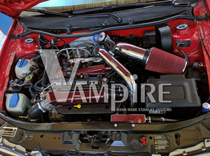 vampire exhaust systems   exhaust manifold   intake manifold   air intake systems    intercooler pipes   down pipe   external pipe   oil catch tank 
                                                                  σύστημα εξάτμισης  χταπόδι εξαγωγής  πολλαπλή εισαγωγής  σωληνώσεις εισαγωγής αέρα  σωληνώσεις αέρα  σωλήνα external  δοχείο αναθυμιάσεων                                  
                                                                  